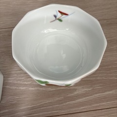 食器5つセットの画像