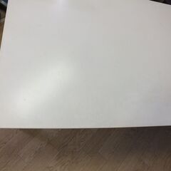 ハギハラスリーアイ テーブル の画像