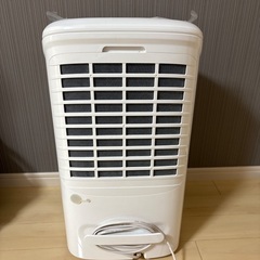 IRIS OHYAMA 空気清浄　除湿機の画像