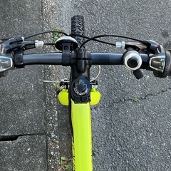 ＜整備済・美品超お得車＞LOUIS GARNEAU・ルイガノ J22  22インチ・ライムイエロー・18段変速 マウンテンバイク・前後タイヤ/チェーン/シフトワイヤー/グリップ新品交換済・子供用自転車の画像