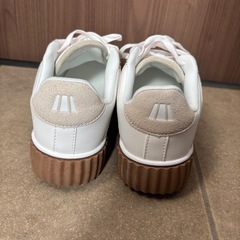 試し履きのみ　JAVAスニーカ
の画像