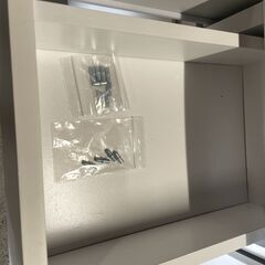 【良品】食器棚 ニトリ 白系 木製 伸縮式 早い者勝ち 引取歓迎 配送OKの画像