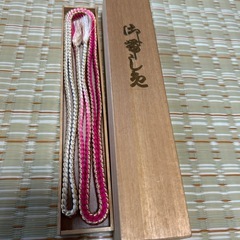帯締め ピンクと金色 三本組 木箱入りの画像
