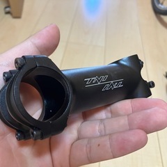 TNIの軽量ステム 31.8φ
 100mm美品の画像