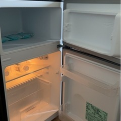 木目調冷蔵庫の画像