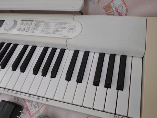 ♪CASIO/カシオ LK-526 光ナビゲーション キーボード 電子ピアノ 2022年♪