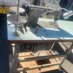 brother 工業用ミシン　DB2-B714-3の画像