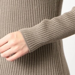 UNITED ARROWS green label ハートネック ニットの画像