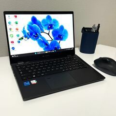 ★極美品★ 超軽量モデル 2021年製 バッテリー良好 dynabook F66の画像