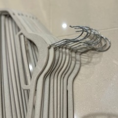 コストコ購入すべらないハンガー10本セットの画像