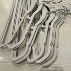コストコ購入すべらないハンガー10本セットの画像
