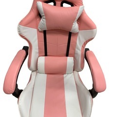 ゲーミングチェア オットマン付きの画像