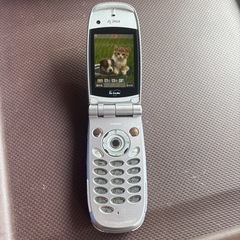 N900iSシルバーの画像