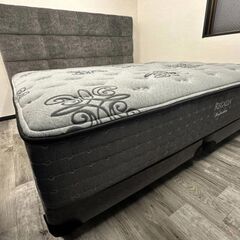 【総額100万以上】KINGSDOWN　大塚家具　レガリア　イースタンキングサイズ　REGALIA　パーフェクション　マットレス＋ボトムクッション付の画像