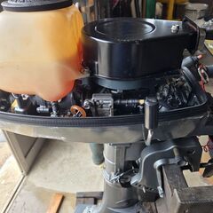 スズキ 4馬力　船外機　DT4の画像