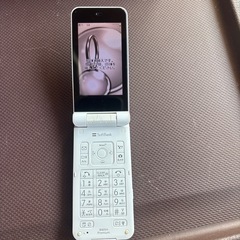 ソフトバンク SoftBank 840SH ホワイト ガラケー携帯の画像