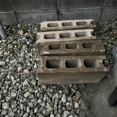 無料！0円！ コンクリートブロック・レンガの画像