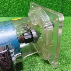 マキタ 3707F トリマ【船橋馬込店】【店頭取引限定】【中古】管理番号：ITAEN8CNWPOOの画像