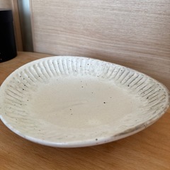 マグカップとプレートの画像