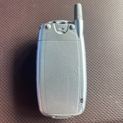 レア美品 ドコモ docomo P251is シルバー　ガラケーの画像