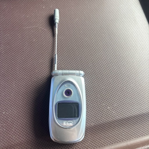 レア美品 ドコモ docomo P251is シルバーガラケー (けい) 手稲のその他