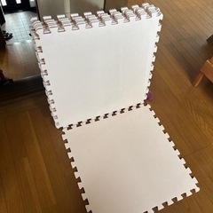 ジョイントマット8枚の画像