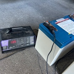 パワーソニック　PS-121000  ディープサイクル　サブ　バッテリー　  12V  100A  トイファクトリーのバーデンから取り外ししました！の画像