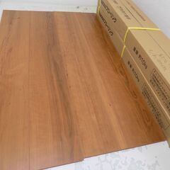 【Ｃ】naoss ナオスフローリング（MDF材）　ティーブラウン色　YX135-HMT　45枚　5.8㎡／3.5畳分　145mmX900mmX3mm厚　未使用工事余剰材　数年保管品の画像