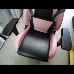 札幌お引き取り限定◆家具◆AKRacing×ONE PIECE◆ワンピース◆コラボ ゲーミングチェア◆チョッパーモデル◆ピンク◆W70 D70 H128-135の画像