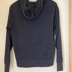 UNIQLOパーカー黒　Mサイズの画像