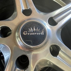 【4本ホイール付バリ山】285/60R18スタッドレスDUNLOPランクルなどに の画像