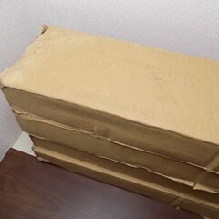【Ｄ】東リ　LAYフローリング　薄型・置敷き・リフォーム床材　バーチ／ダークブラウン色　LFT112　4ケース120枚　16.2㎡／9.8畳分　150mmX900mmX2mm厚　未使用工事余剰材　数年保管品　フロアタイルとクッションフロアーの中間材の画像