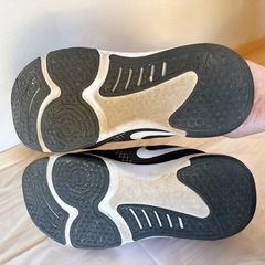 W NIKE CITY REP TR ナイキ  スニーカーの画像