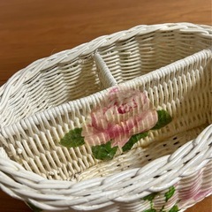 八王子市)日本製ラタンローズデザイン♡美品の画像
