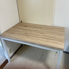 ナチュラル　木目調　ダイニングテーブルの画像