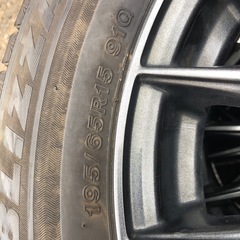 195/65R15ブリザックVRX3の画像