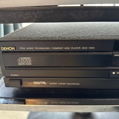 DENONのCDプレーヤー、DCD-1000の画像