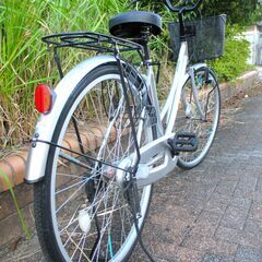 中古自転車 RENTIC CHUBU ママチャリ 自転車 内装3段ギア 26インチ シルバー LEDライト 通勤 通学 近所のお出掛けなどにの画像