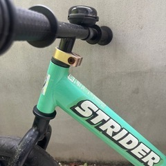 ストライダー　ベル付き　緑の画像