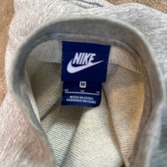 値下げ！❗️NIKEトレーナーの画像