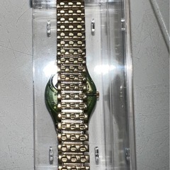 Swatch ゴールドメタルバンド アナログ腕時計　新品の画像