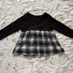 写真4枚有り　ベビー服80〜90サイズ　新品５点まとめ売りの画像