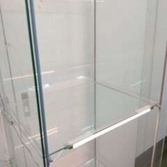 【中古】ディスプレイケース（ライト付き）４段棚　3台セットの画像