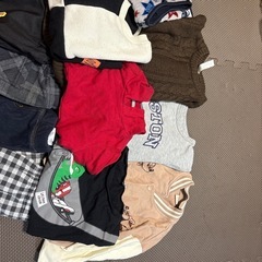 【取引中】キッズ冬服110前後まとめ売りの画像