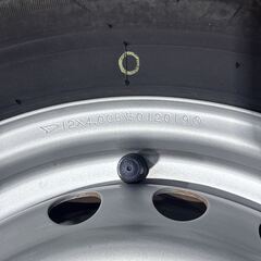 トヨタ ダイハツ 純正 ピクシスバン/ハイゼットカーゴ タイヤ ホイール セット 12インチ 4B 4H 100 +40 145R12 6PR 22年製 トーヨー V-02eの画像
