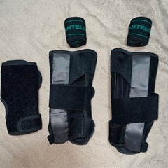 ARLIFT 手首サポーター ブラック 収納袋付きまとめてセット　数回使用の画像