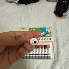 絵の具　赤色だけ少し使用　それ以外未使用の画像