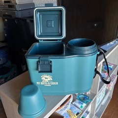 ペットボトル&クーラーの画像