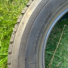 175/65R14 BS スタッドレスタイヤ バリ山 2本セット 2023年製 の画像
