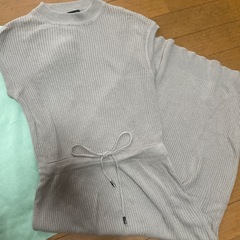 earth ニットトップス×ワンピースの画像
